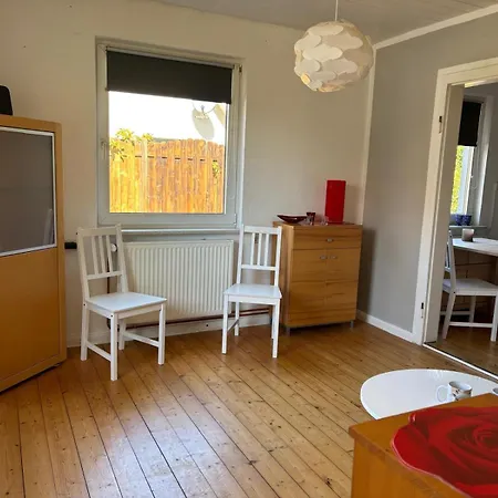 In Winkelsheide In 11 Auto-minuten Am Hafen Oder Am Auch Mit Hund דירה וורל